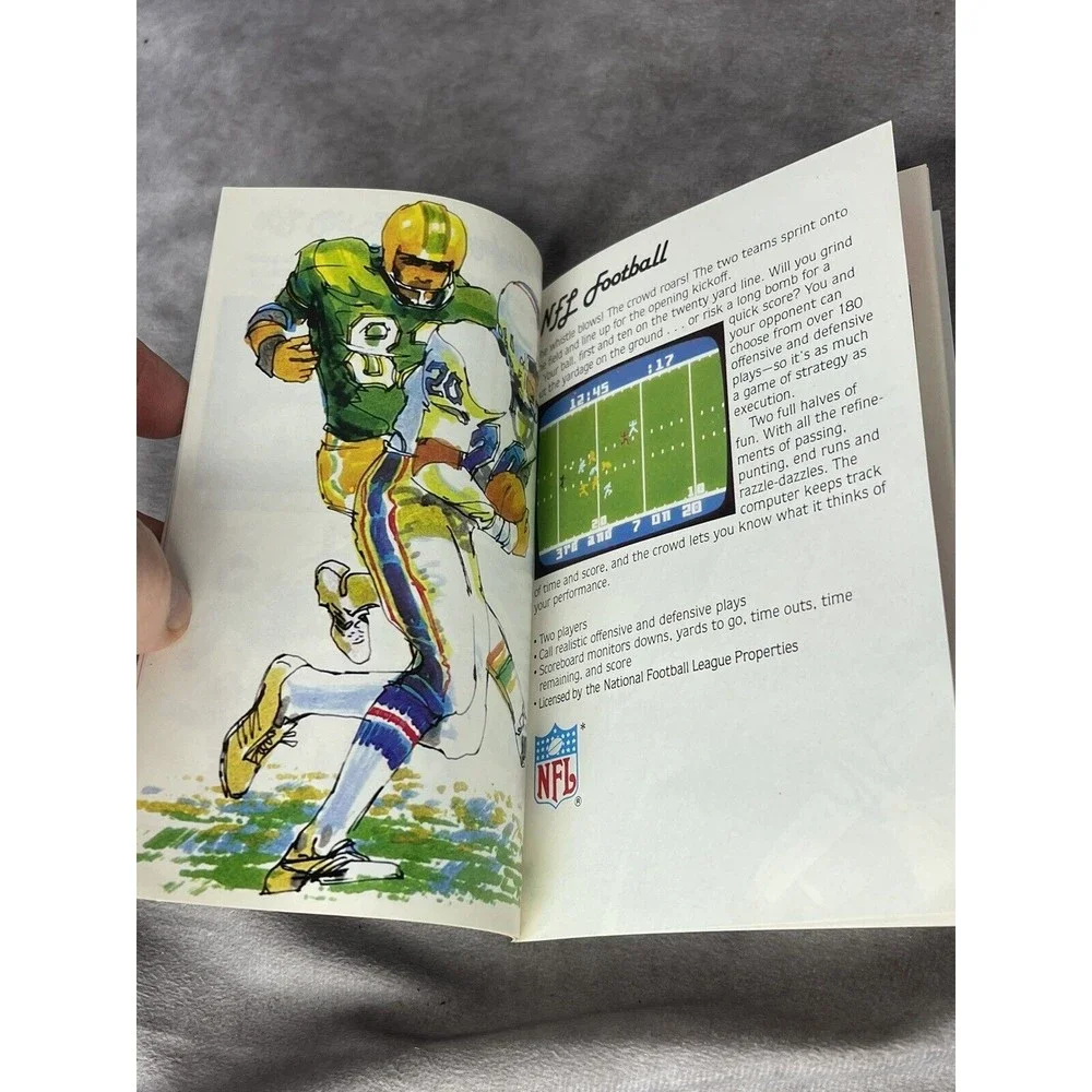 INTELLIVISION MATTEL ELECTRONICS 1981 BLUE CATALOG 2ND EDIT. #00073350-G1 36PGs!